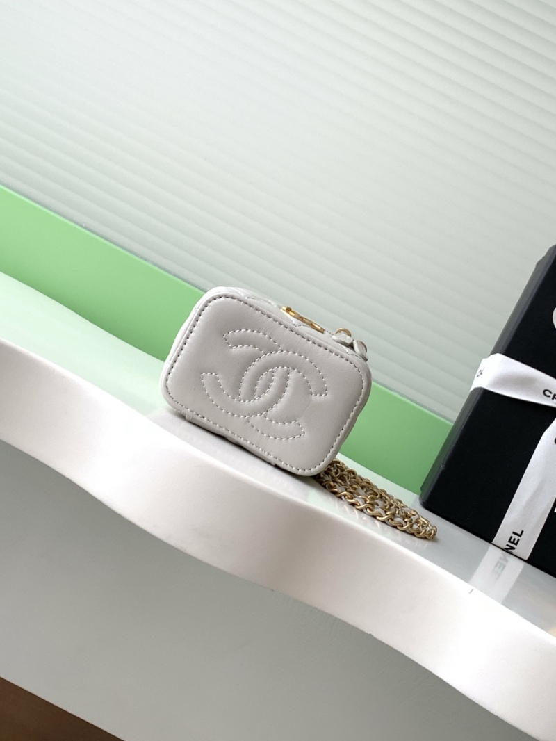 Ch**el cosmetic bags